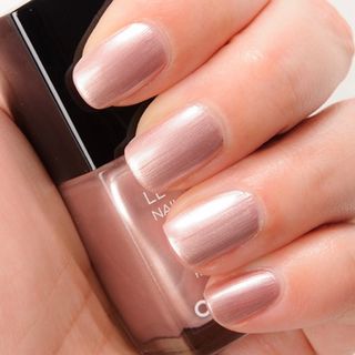 CHANEL - CHANEL♡ネイル18番の通販 by り's shop｜シャネルならラクマ