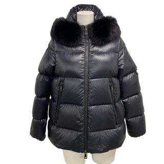 MONCLER（ファー ・ ダウンジャケット）のフリマアイテム一覧