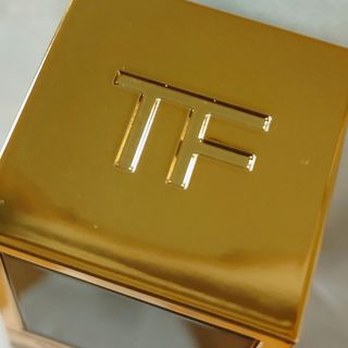 TOM FORD BEAUTY - トムフォード シェイド アンド イルミネイト