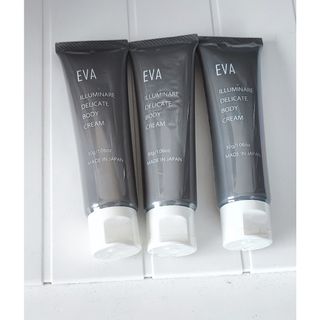 ワムハイパーノンエフクリーム大容量の通販 by トイプードルン's shop