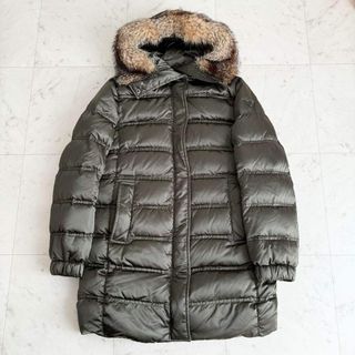 PRADA（ダウンジャケット）のフリマアイテム一覧