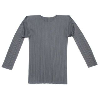 PLEATS PLEASE ISSEY MIYAKE（カットソー(長袖/七分)）のフリマ