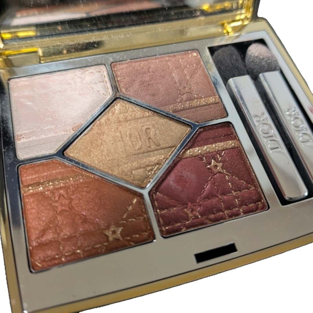 Dior - 本日限定価格！ディオール クリスマスコフレ2025 アイシャドウ