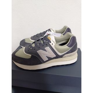 New Balance（スニーカー ・ ゴールド/金色系）のフリマアイテム一覧