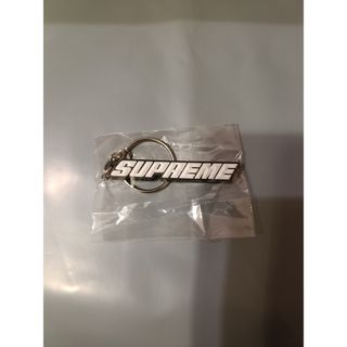Supreme - Supreme Nite Ize S Logo Keychain キーチェーンの通販 by