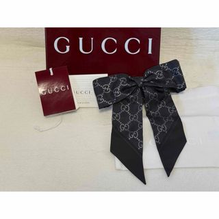 GUCCI - GUCCI GGパターン ゴールドロゴ シュシュ ネイビー/グレーの