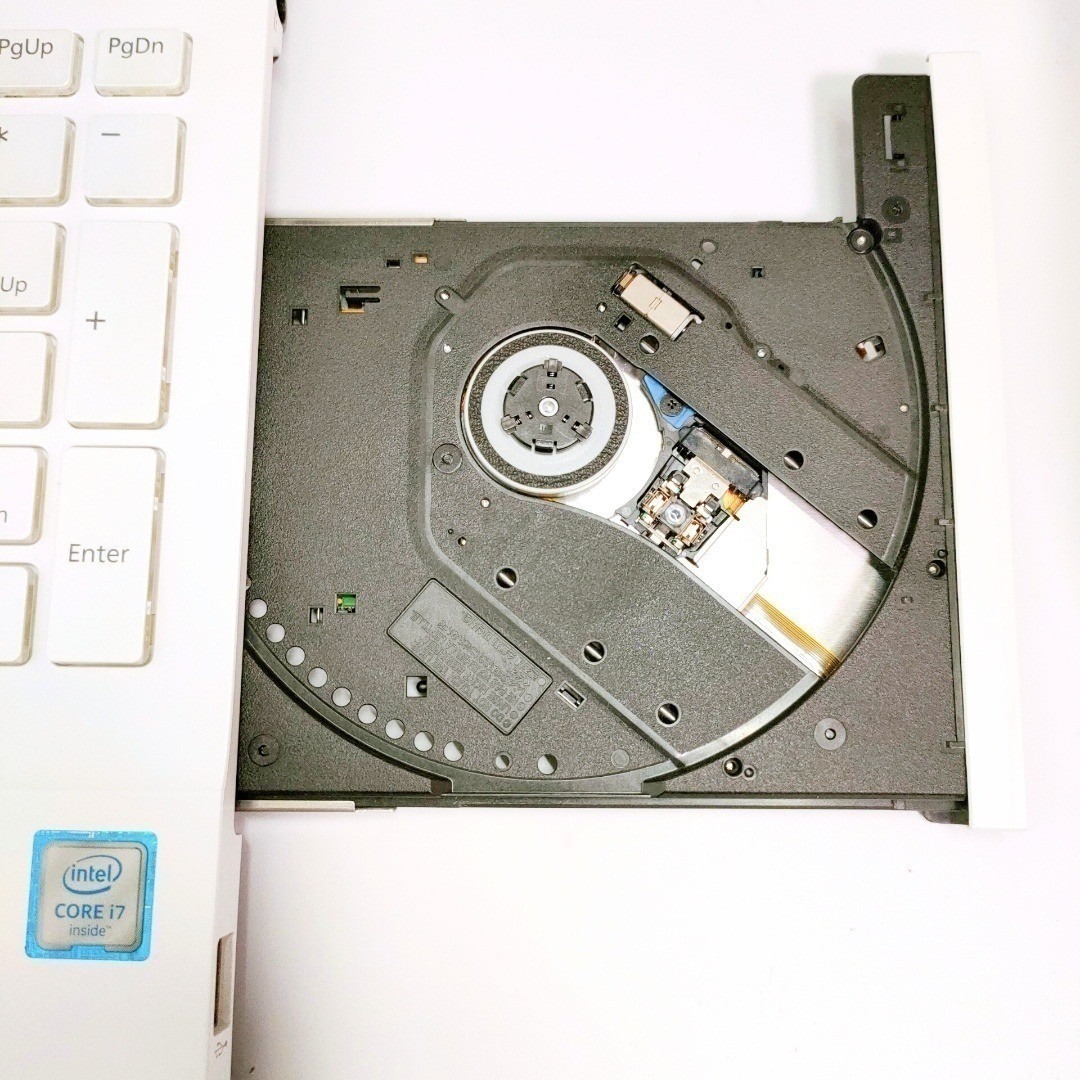 富士通 - Corei7✨️富士通/Windows11/DVD/オフィス付き白ノート