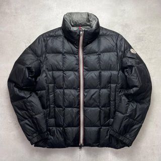 MONCLER - 【お値下げ不可】MONCLER AURIAC GIUBBOTTOの通販 by une