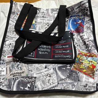 Disney - 【 Disney RESORT公式 ミッキー 耳付きフード パーカー 】の