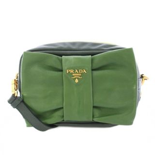 PRADA（バッグ ・ グリーン・カーキ/緑色系）のフリマアイテム一覧