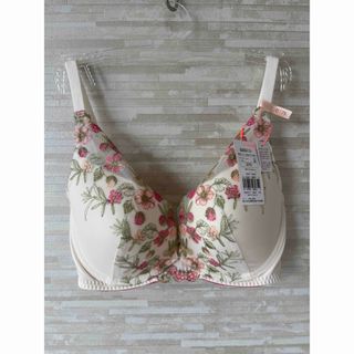 Nmerryエヌメリーおうちブラの通販 by ♔.ﾟ｜ラクマ