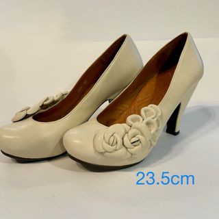 CHIE MIHARA - チエミハラ パンプス ストラップ パンチング レザー