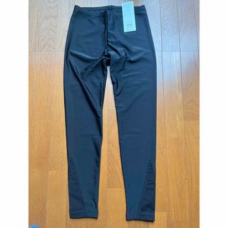 LAVAパーフェクトフォームレギンスの通販 by まま's shop｜ラクマ