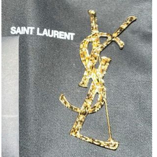 Yves Saint Laurent（ブローチ/コサージュ）のフリマアイテム一覧