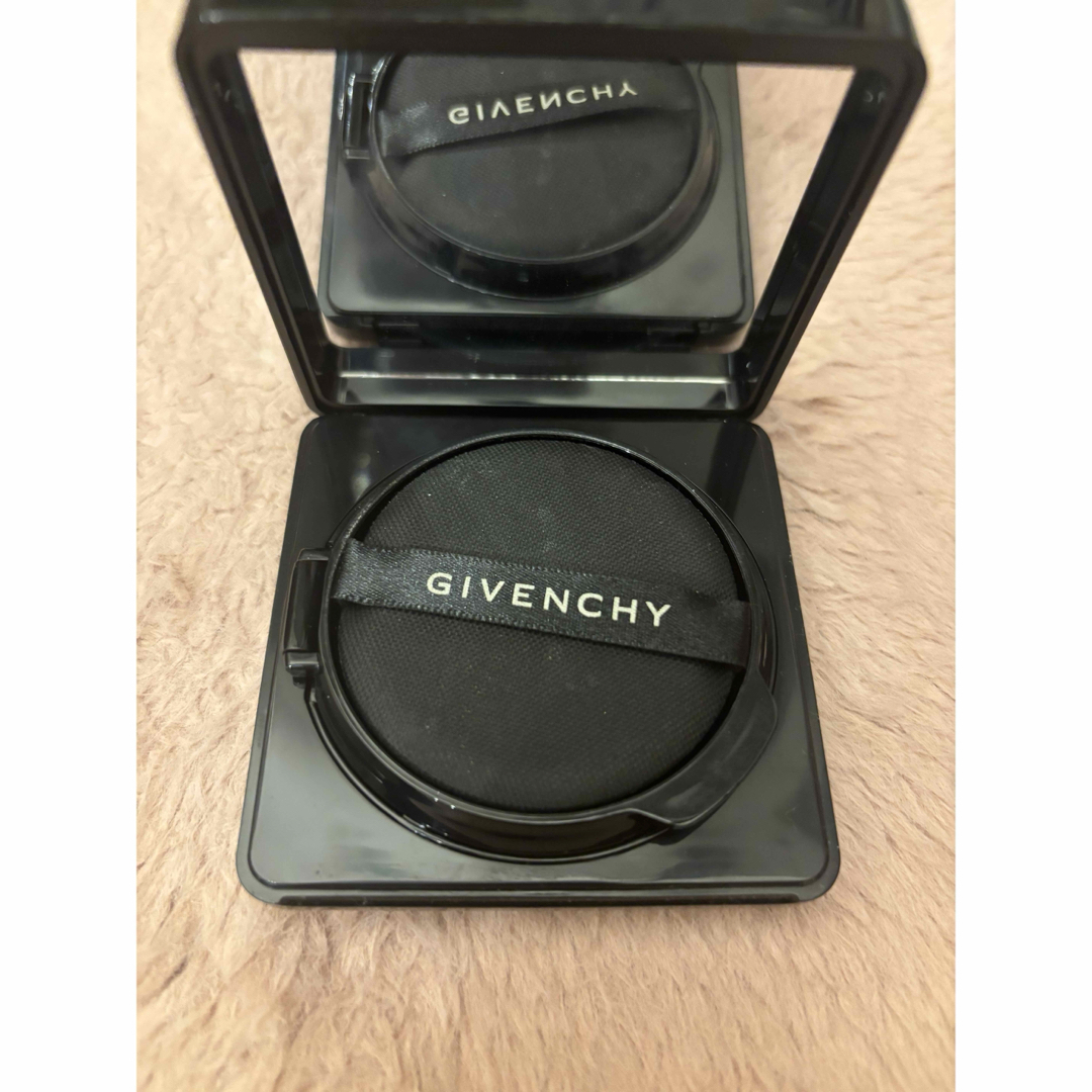 GIVENCHY - ジバンシー ソワンノワール UVコンパクト の通販 by