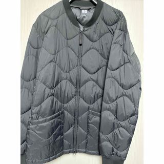 PRADA - 美品 プラダ PRADA 現行黒タグ 三角ロゴ ダウンジャケット 6Y