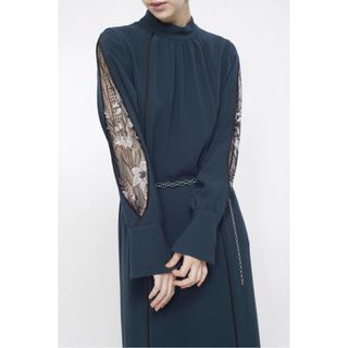 ノアノア サッシュドレスの通販 by メレ0304's shop｜ラクマ