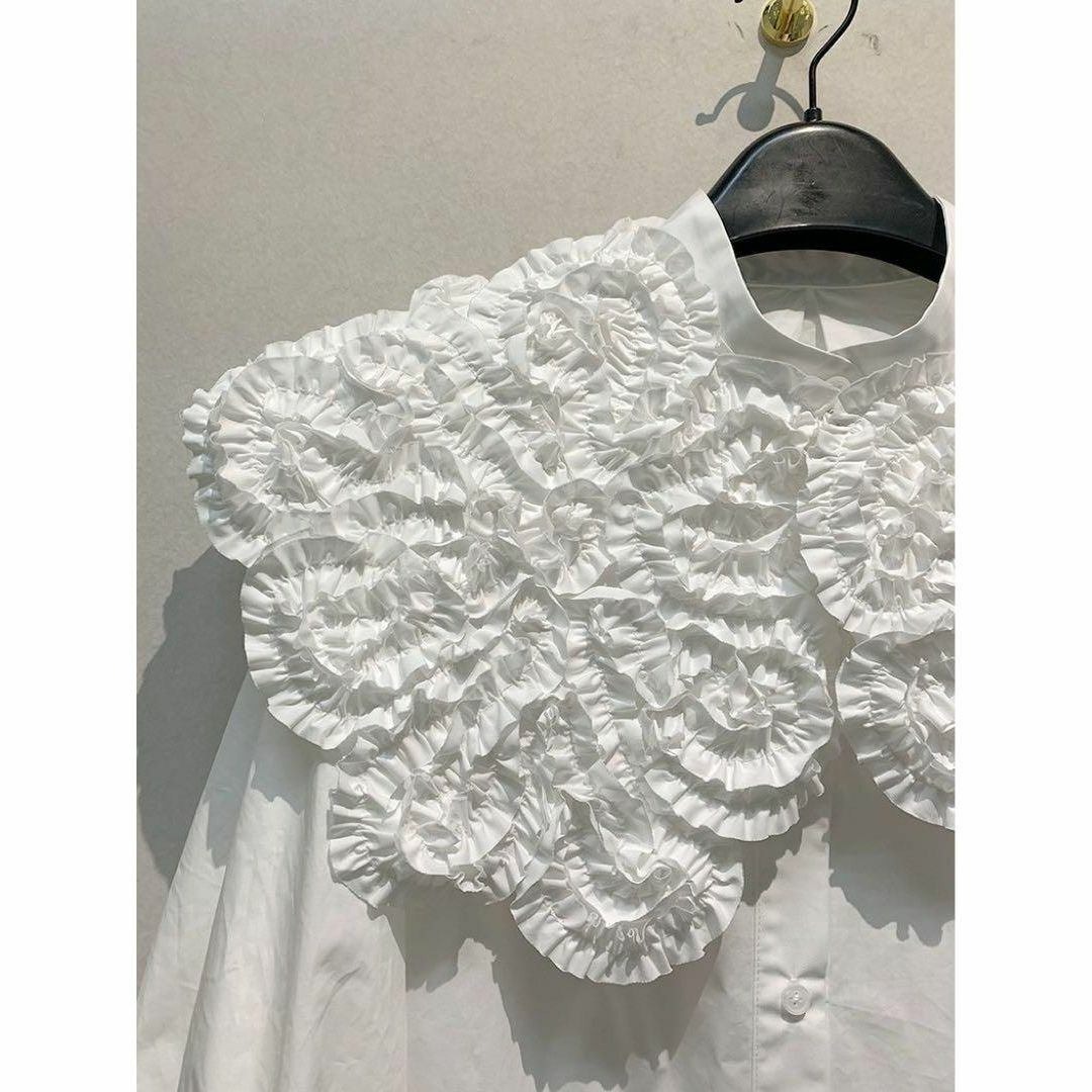 yori shirocon ホイップカラーブラウスの通販 by もこもこ｜ラクマ