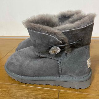 UGG（ブーツ ・ グレー/灰色系）のフリマアイテム一覧