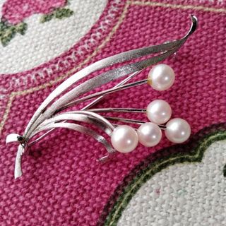 MIKIMOTO（ブローチ/コサージュ）のフリマアイテム一覧