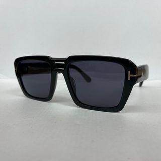 TOM FORDのフリマアイテム一覧