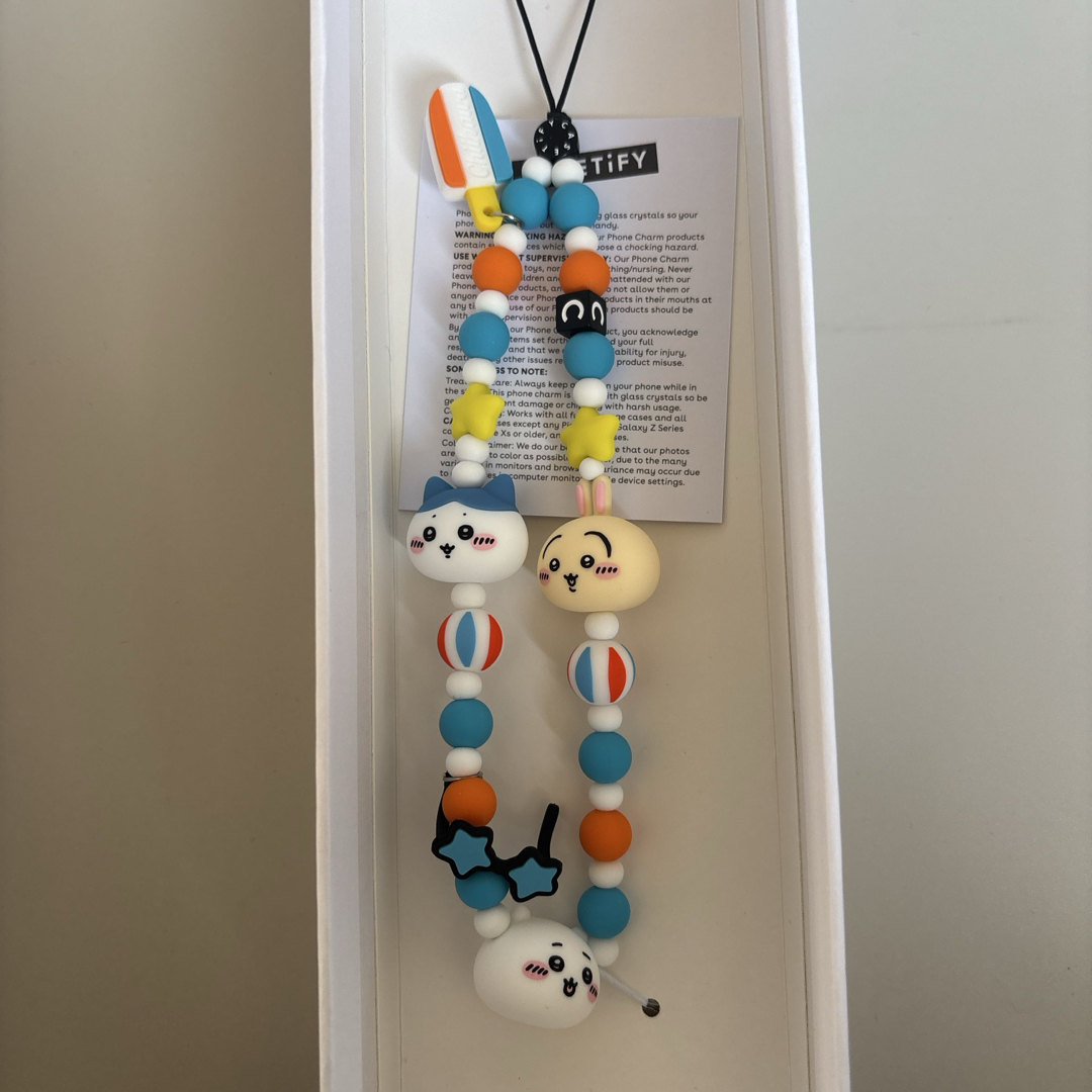 ちいかわ x CASETiFY ちいかわサマーパーティー スマホストラップ