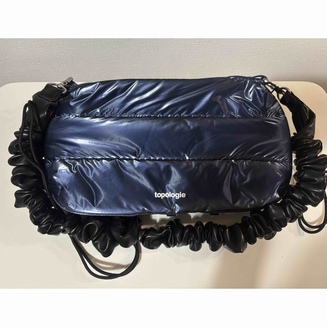 新品未使用】トポロジー ボトルサコッシュラージ ストラップ付の通販