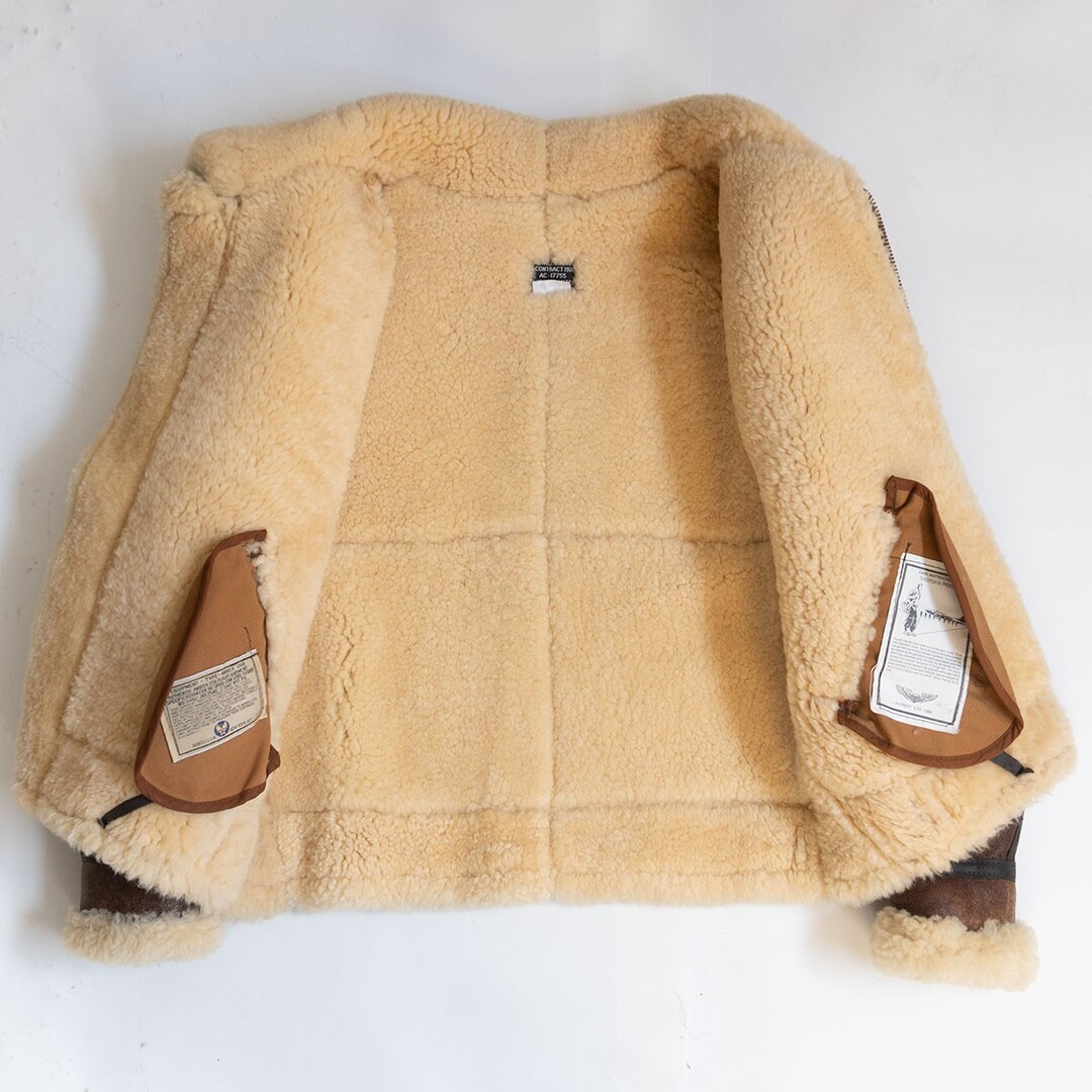 AVIREX - 【美品】AVIREX【B-3 ムートンボンバージャケット】38