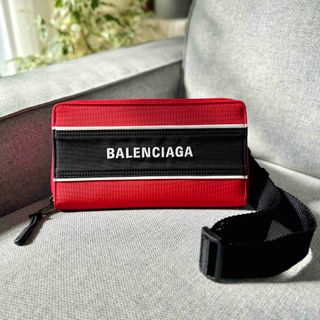 BALENCIAGA（バッグ ・ レッド/赤色系）のフリマアイテム一覧
