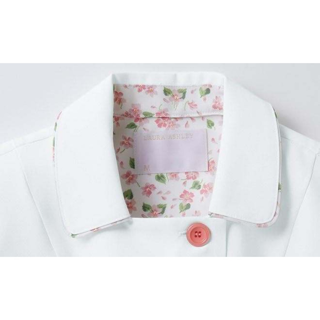 LAURA ASHLEY - 【新品】LAURA ASHLEYローラアシュレイMナース