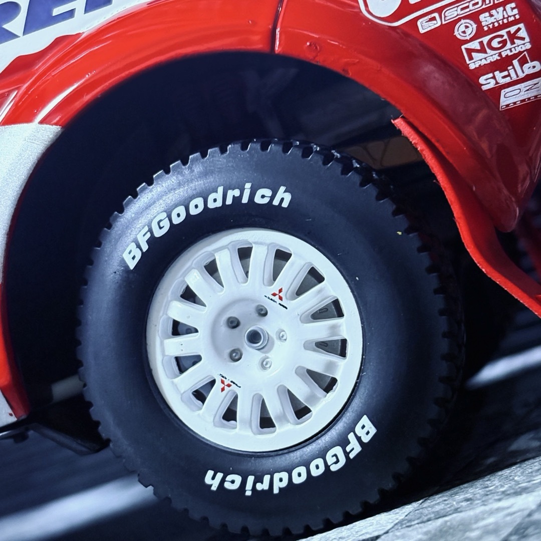 三菱 - カスタム品 1/18 Solido 三菱 パジェロ エボリューション