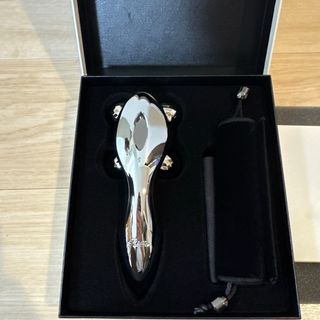 ReFa - マドンナ共同開発！マグネティックフロー！の通販 by りお's