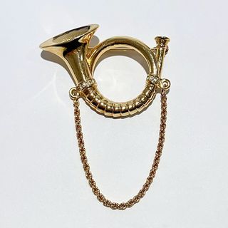 Christian Dior（ブローチ/コサージュ）のフリマアイテム一覧