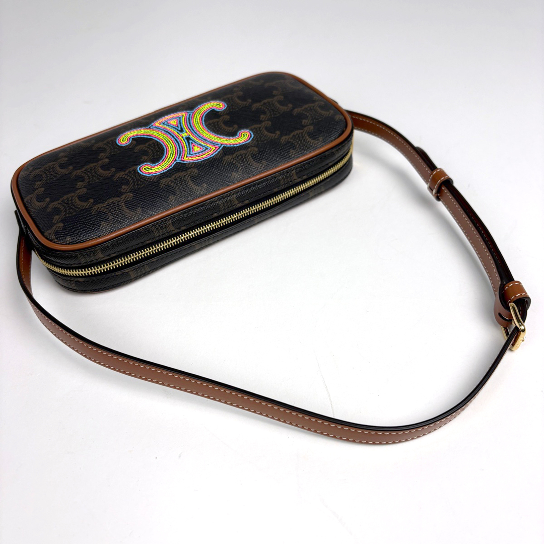 CELINE - セリーヌ キュイル トリオンフ カメラバッグ レディース