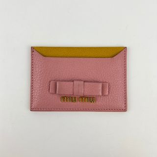 MIU MIU（名刺入れ/定期入れ）のフリマアイテム一覧