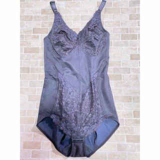 シャルレ - シャルレ ドゥバンナ ボディスーツ C85LL ショコラ FC102