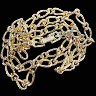 GIVENCHY（ネックレス）のフリマアイテム一覧