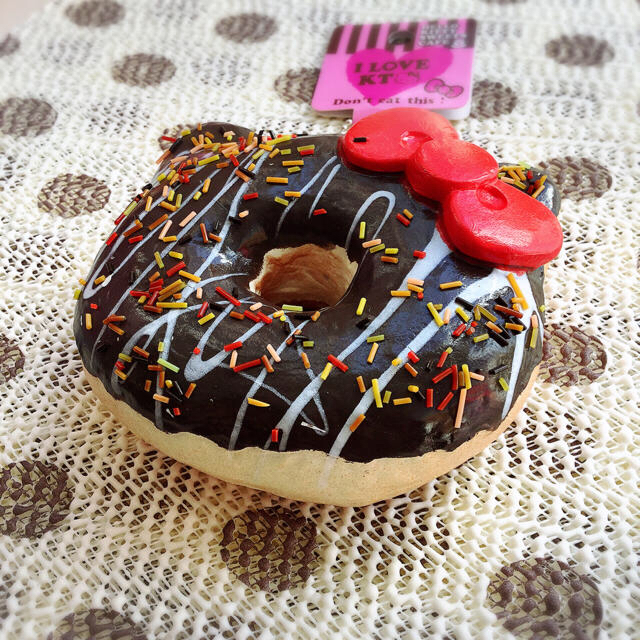 レア！！ スクイーズ 【新品 サンリオ ハローキティ ドーナツ