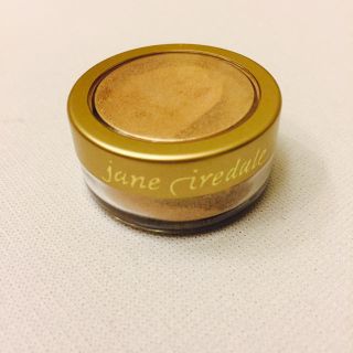 jane iredale（ゴールド/金色系）のフリマアイテム一覧