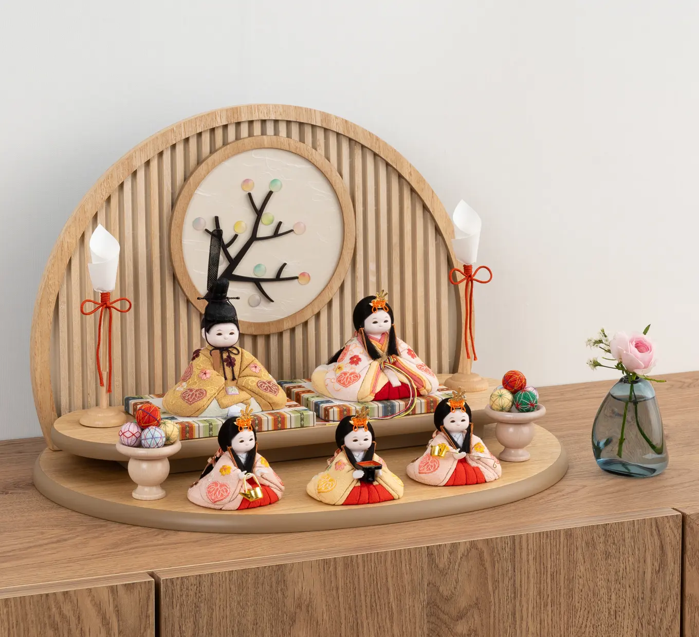 雛人形「まいまい 京刺繍・葵に花・桜色」｜雛人形の通販 ふらここ