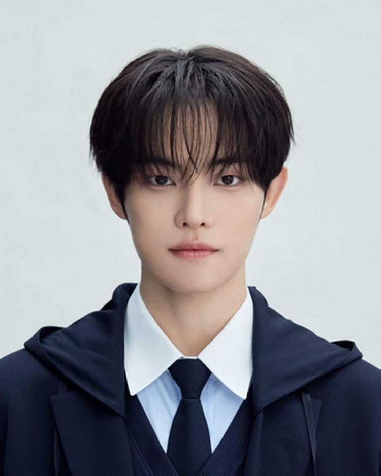 CLOSE YOUR EYES】チョンミヌクのプロフィールと人気ランキング