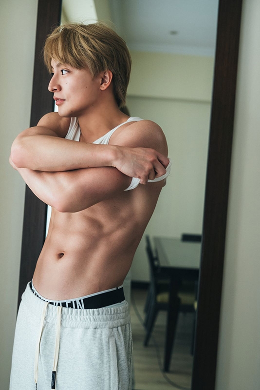 白濱亜嵐2nd写真集 Hallelujah!!【特別限定版豪華BOX】 : 白濱亜嵐