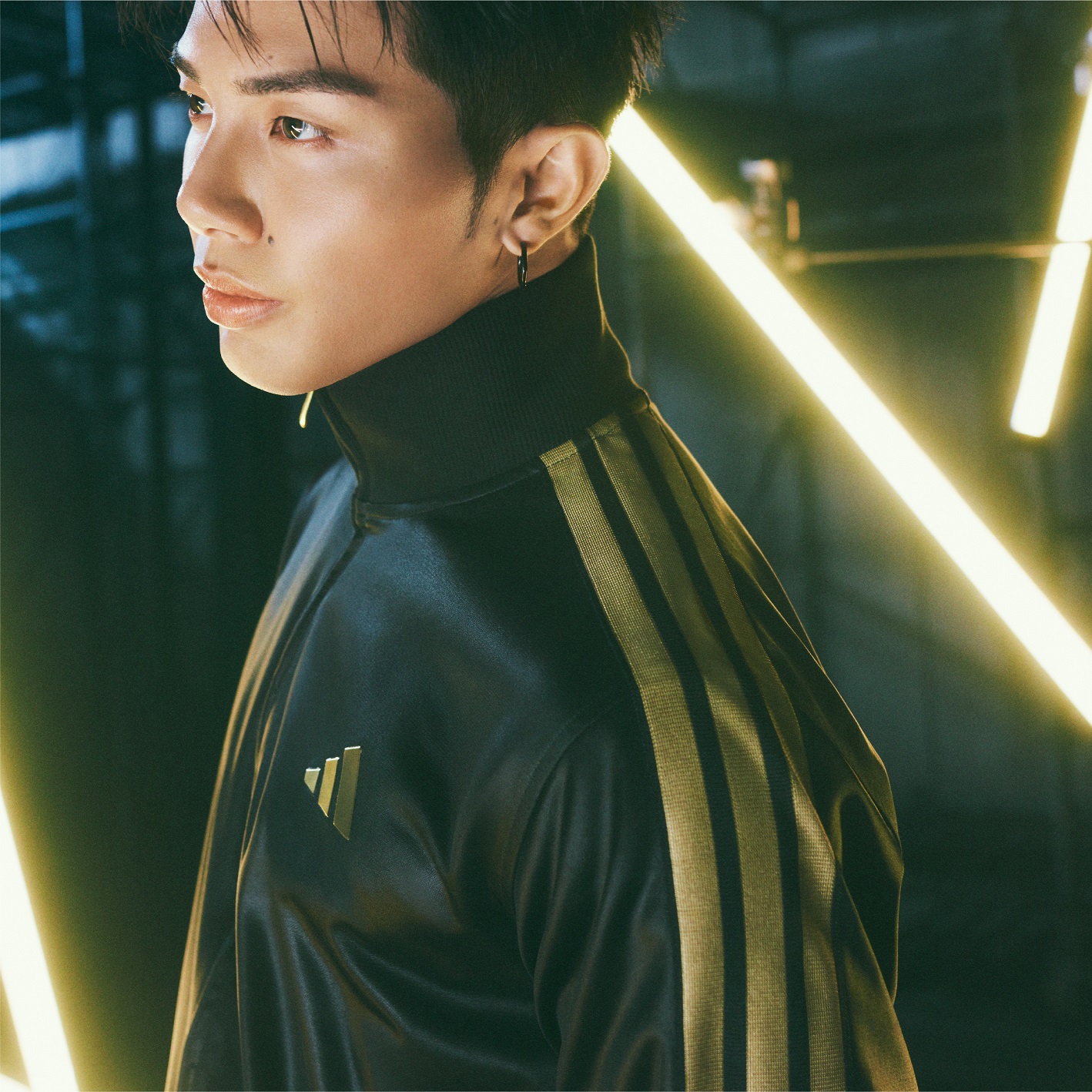 ADIDAS 2025FW STADIUM GOLD | スポーツ用品ならヒマラヤオンライン