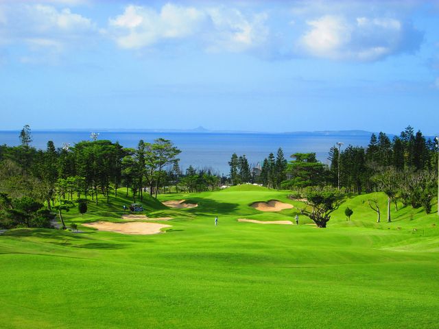 海を見ながらラウンド！絶景ゴルフ旅行 東京発｜JALで行くゴルフツアー