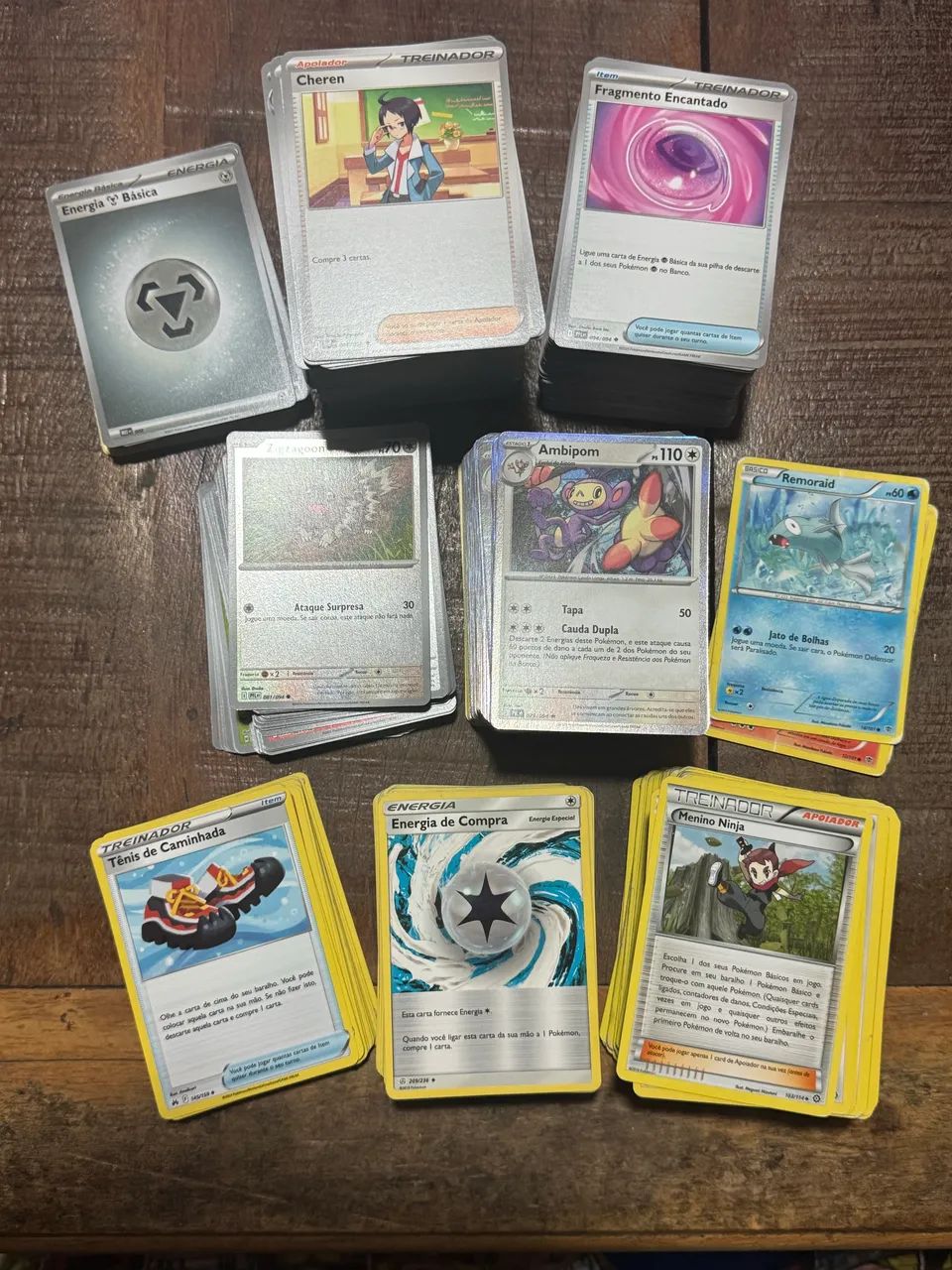 Bulk / Lote Cartas Pokémon TCG - 844 cartas - Hobbies e coleções