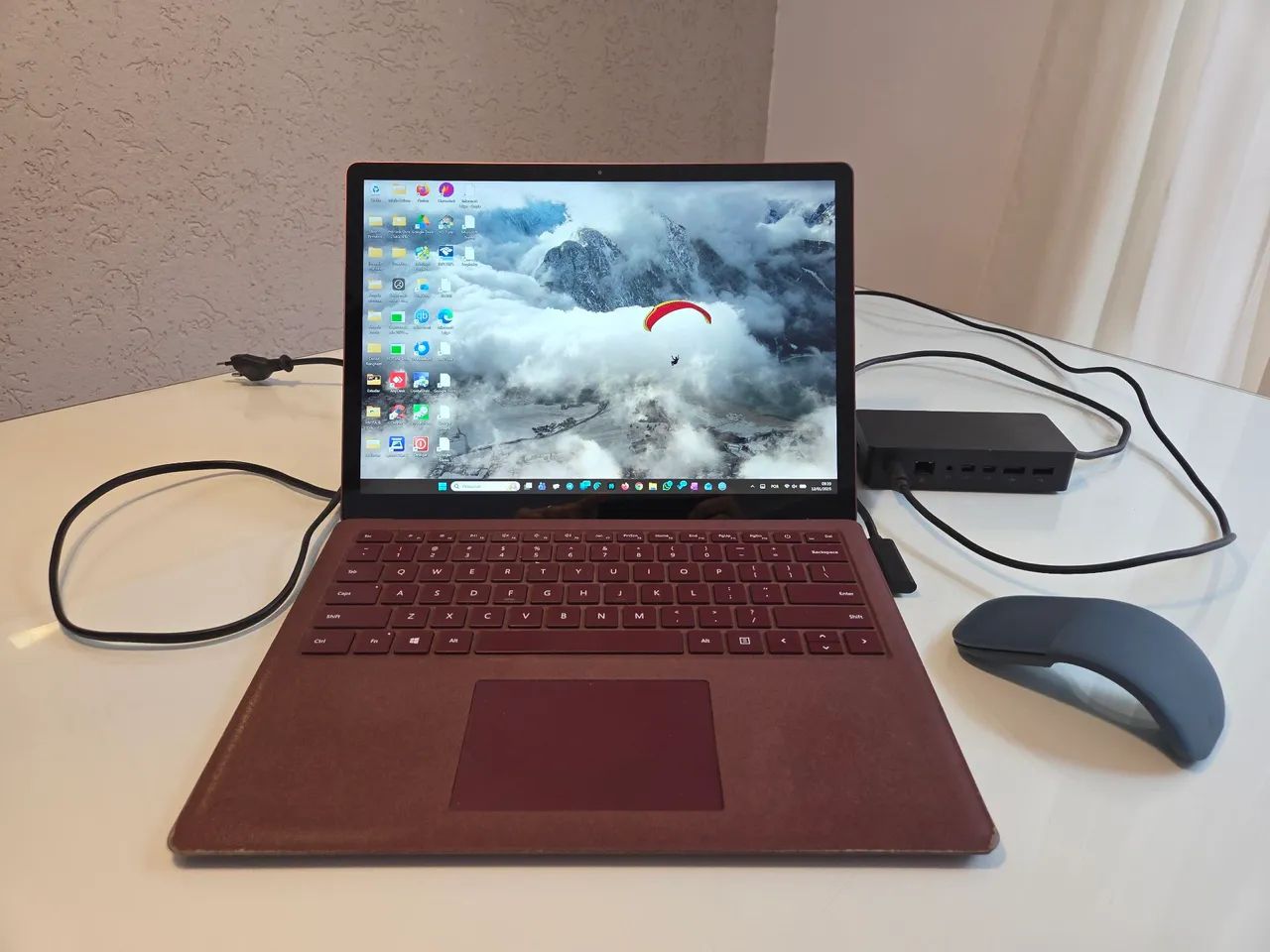 Surface Laptop 2 i5 8gb 256gb - mouse arc - docking station