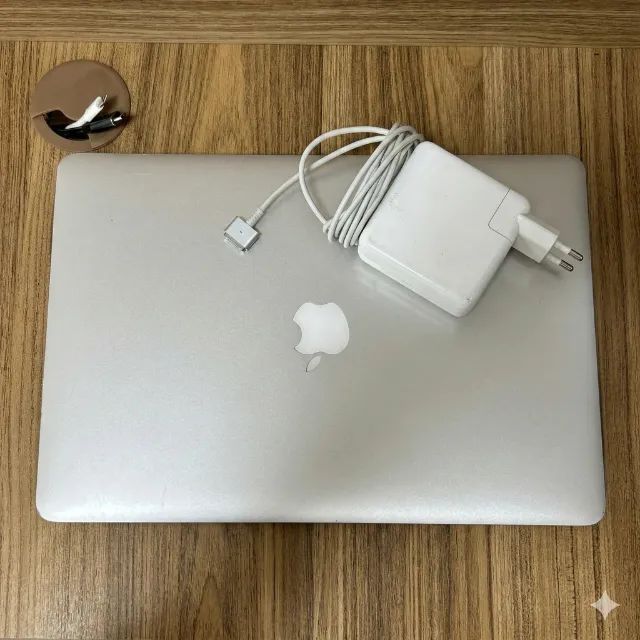 MacBook Pro 2015 - 16GB RAM / 256GB SSD - Bom estado e 100