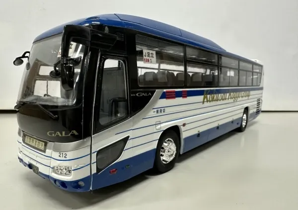 フジミ1/32いすゞガーラ 国際興業観光バス｜車・AUTO｜プラモデル