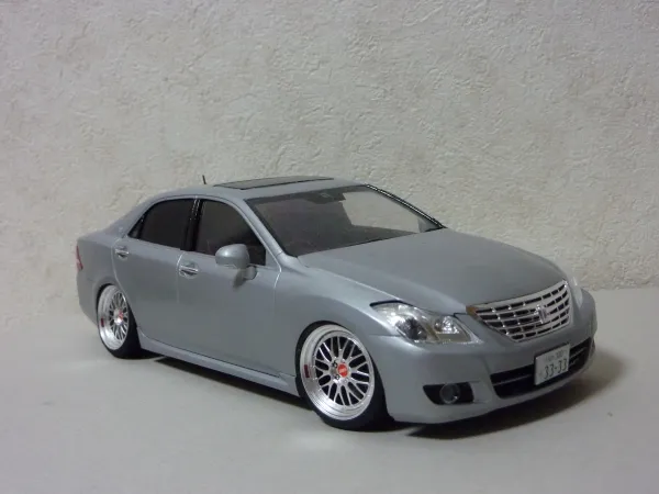 クラウン3.0ロイヤルサルーン (GRS202)｜車・AUTO｜プラモデル・模型