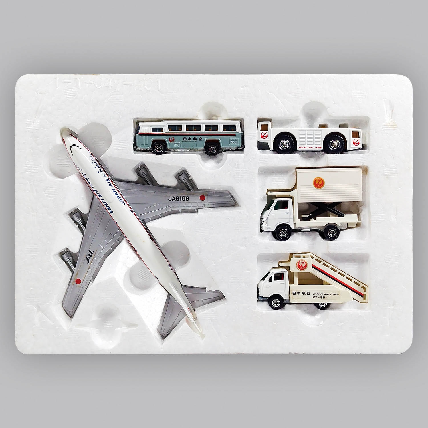 4829] トミカ 新空港セット 日本航空